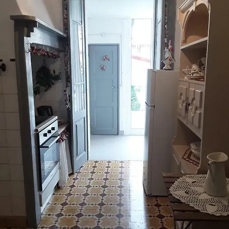 Casa Do Artesanato * Alcobaca